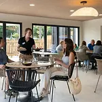 Albatre 4p 2bdrms Aircon *