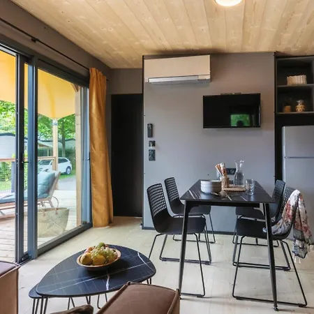 אתר קמפינג Albatre 4p 2bdrms Aircon