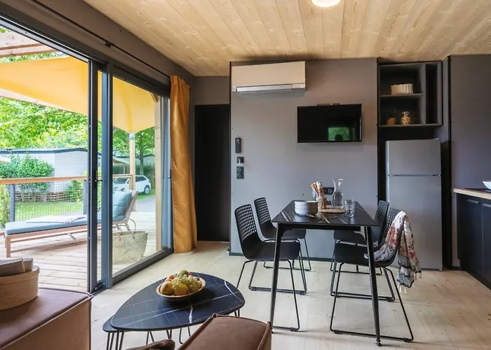 אתר קמפינג Albatre 4p 2bdrms Aircon